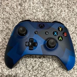 Xbox one, controller, excellent condition